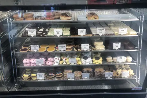 Warrens Bakery photo 1